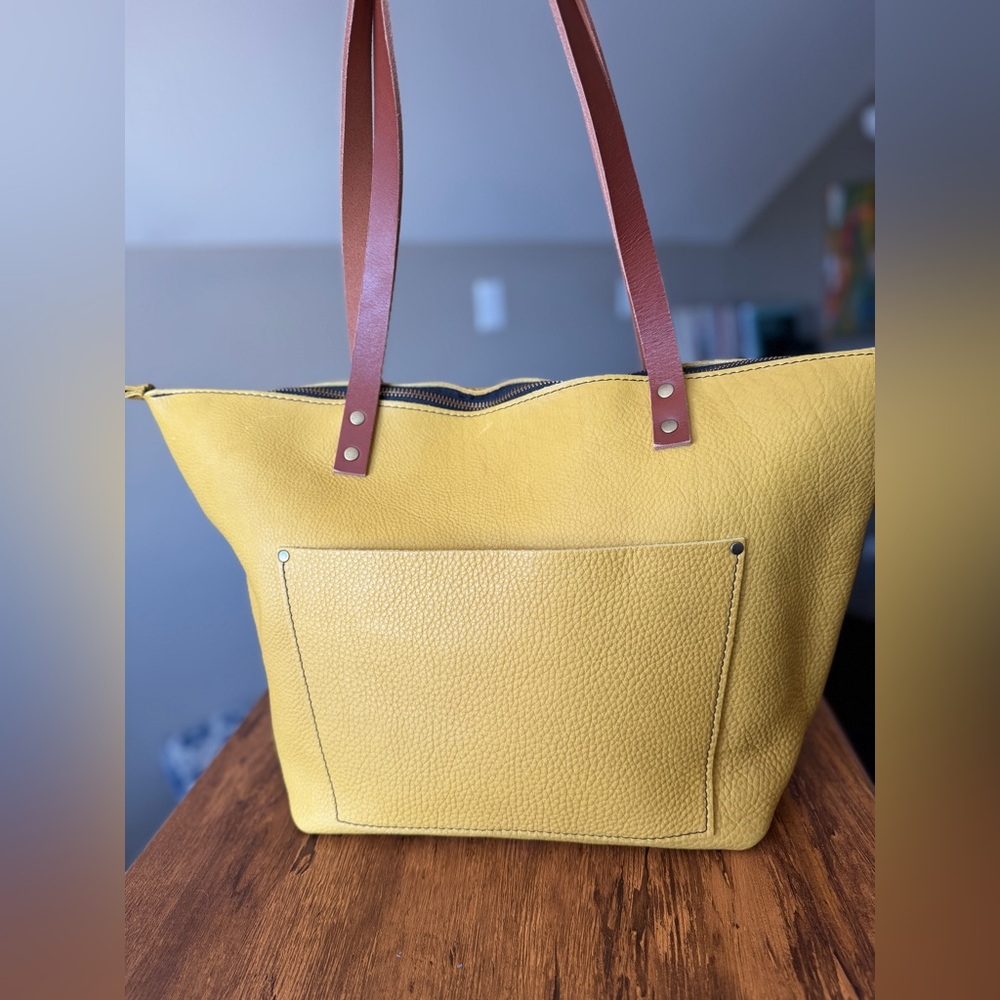 Portland Leather Pomelo Large Leather Tote Bag